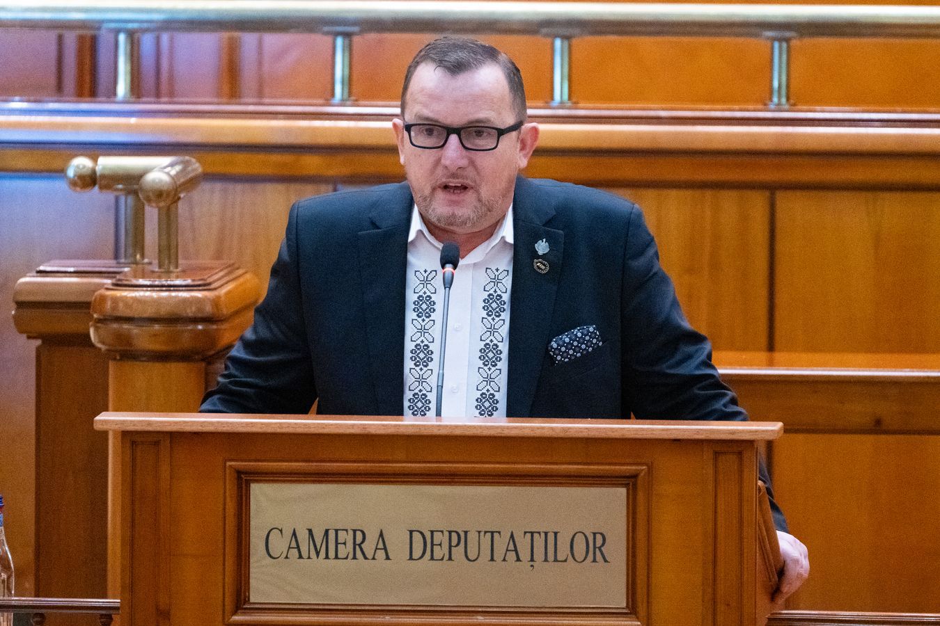 Călin Matieș (deputat AUR): „Incompetența conducerii ANSVSA a blocat, din nou, exporturile de ovine și condamnă la faliment mii de fermieri români”