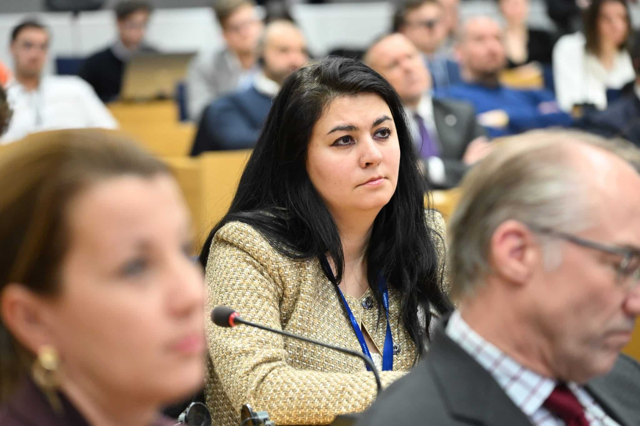 Georgiana Teodorescu (europarlamentar AUR/ECR): „Comisia Europeană interzice total exporturile și mișcările de ovine și caprine din România către UE și țări terțe. Măsura este abuzivă!”